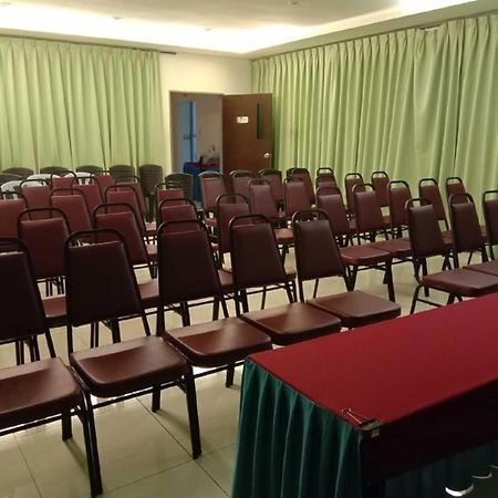 G Six Hotel Sitiawan Eksteriør billede