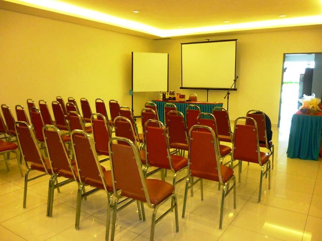 G Six Hotel Sitiawan Eksteriør billede