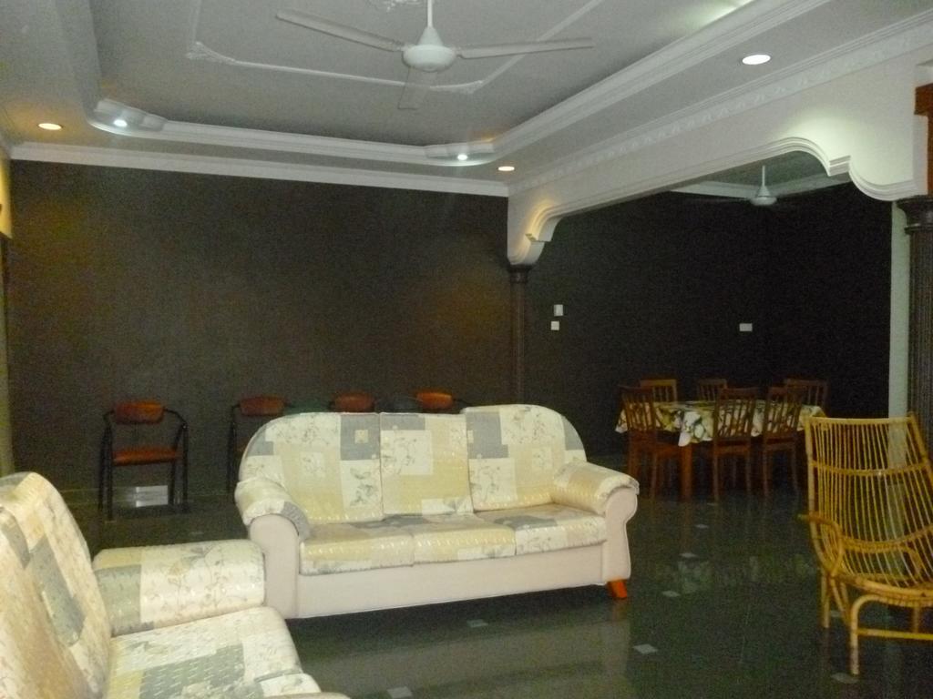 G Six Hotel Sitiawan Eksteriør billede