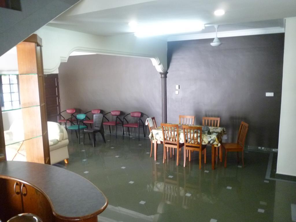 G Six Hotel Sitiawan Eksteriør billede